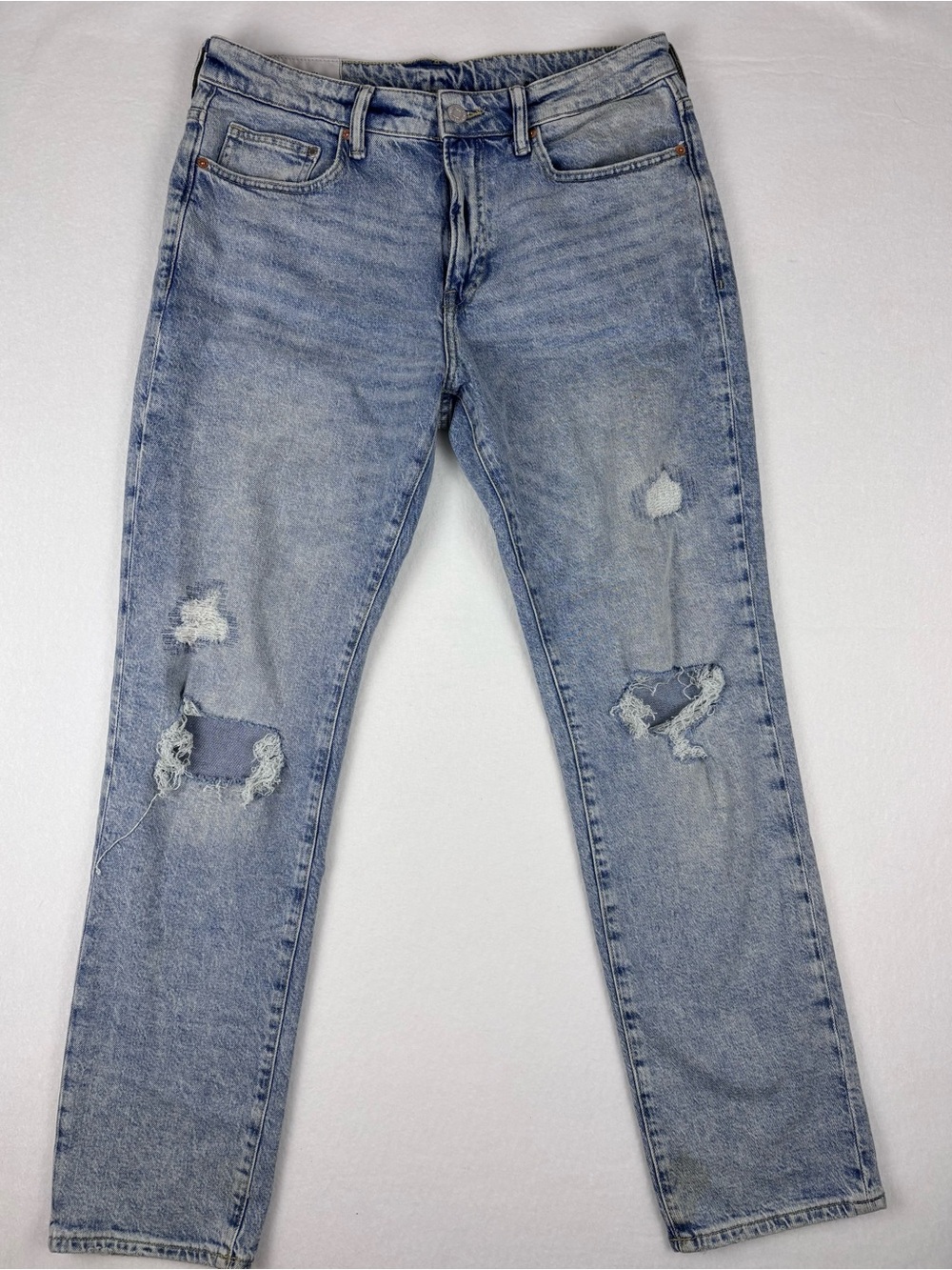 H&M Men’s 33x32 Regular Fit Light Wash Distressed Ripped Jeans Straight Leg